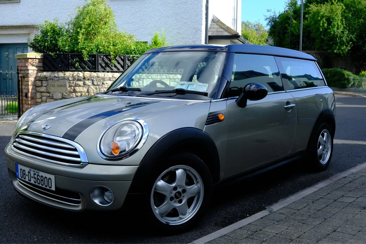 Mini Cooper Clubman 1.6 - Image 1