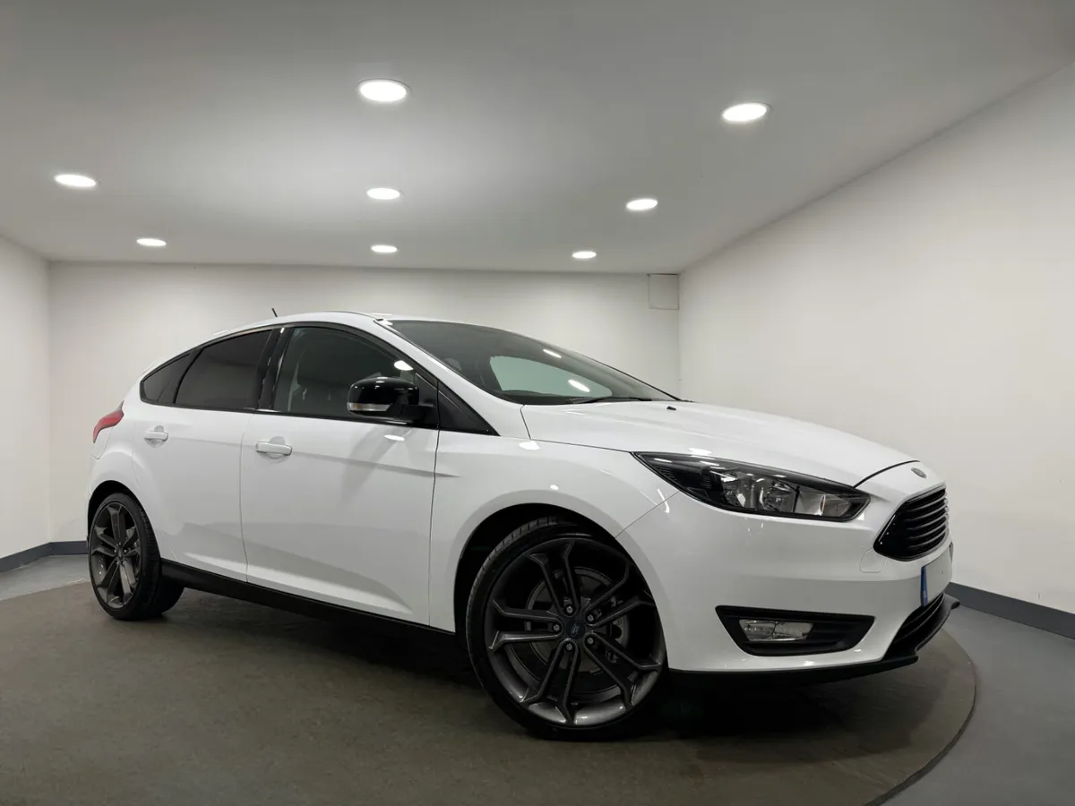 2018 Ford Focus 1.5 TDCI ZETEC ST LINE STYLING - Image 4