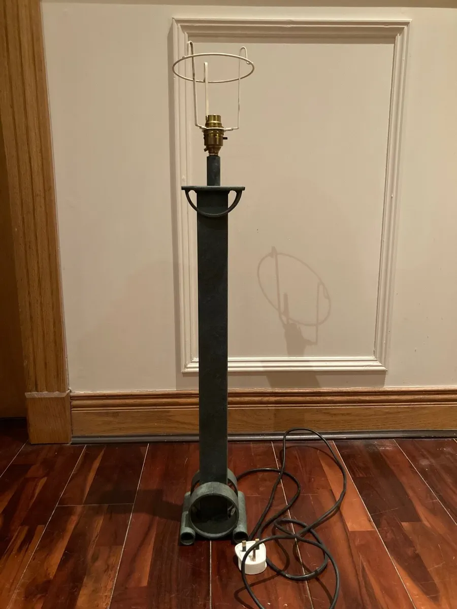 Metal Lamp base - Image 1