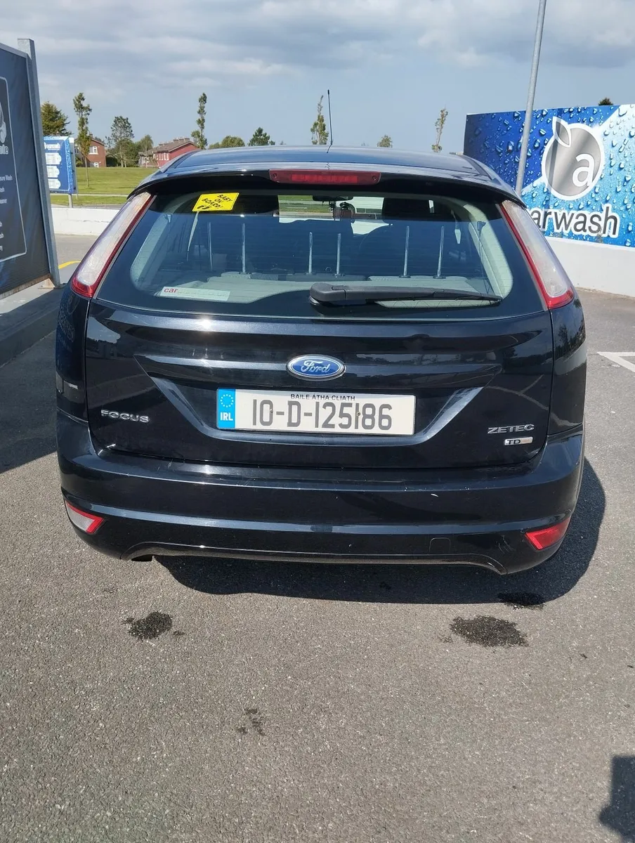 Ford Focus 2010 - Image 1