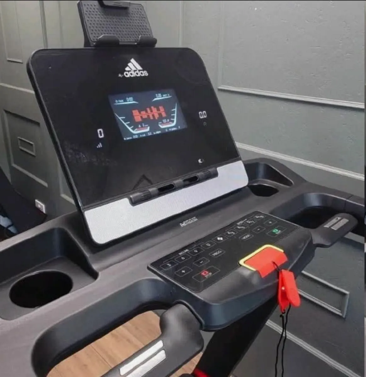 Adidas T 19 Folding Treadmill - Image 3
