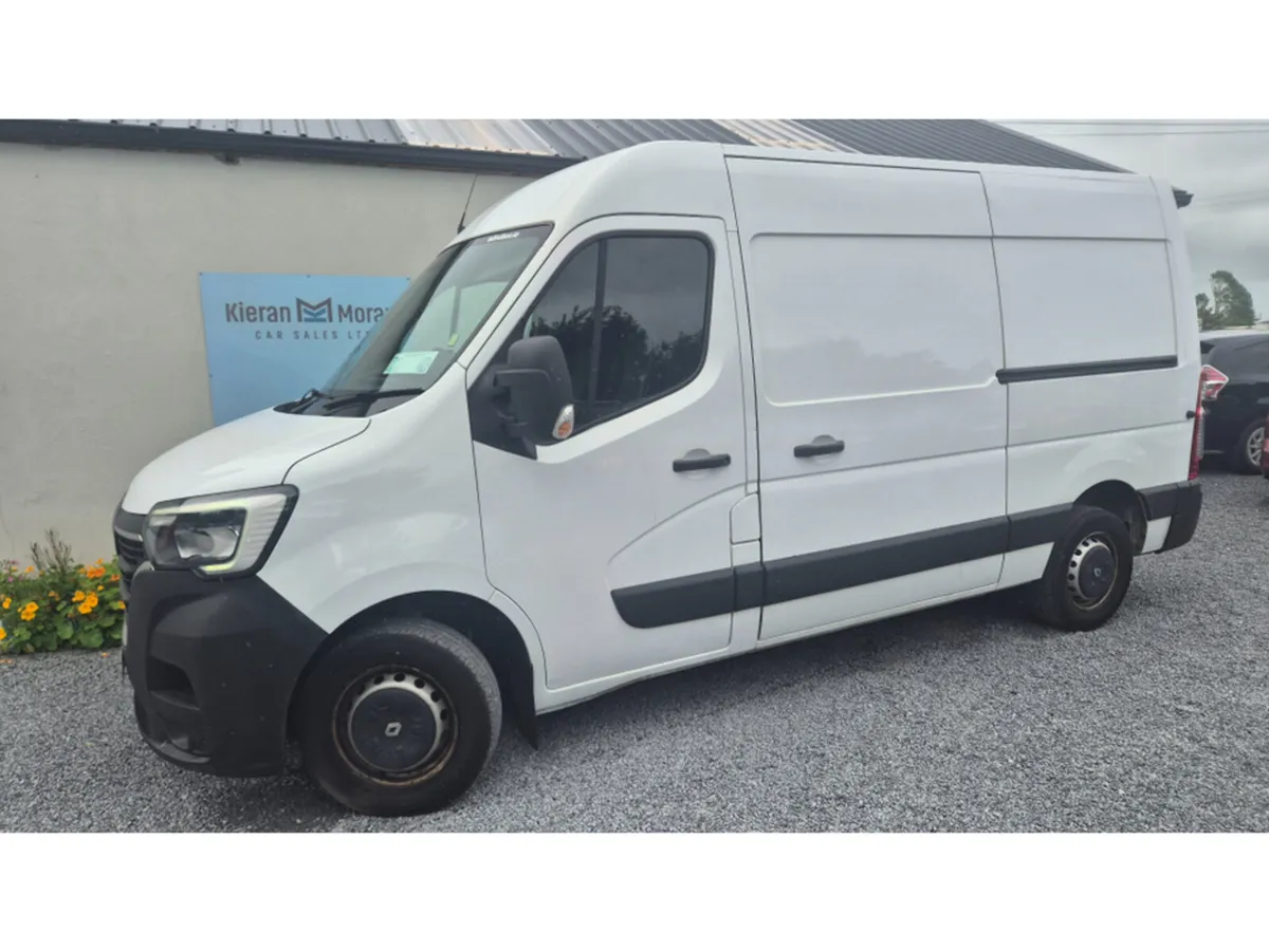Renault Master MWB - Image 1