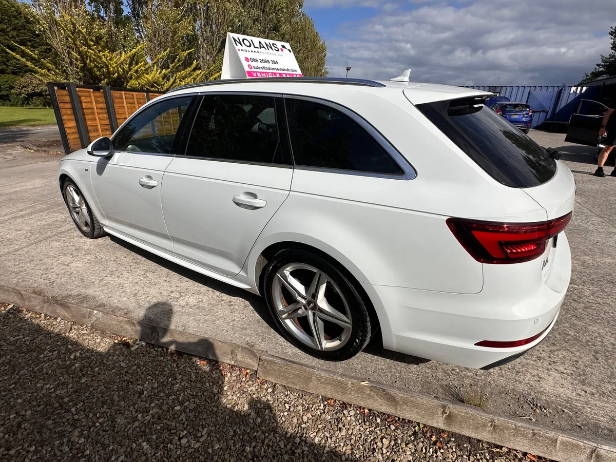 AUDI A4 S line Avant 1.4 petrol auto estate - Image 4