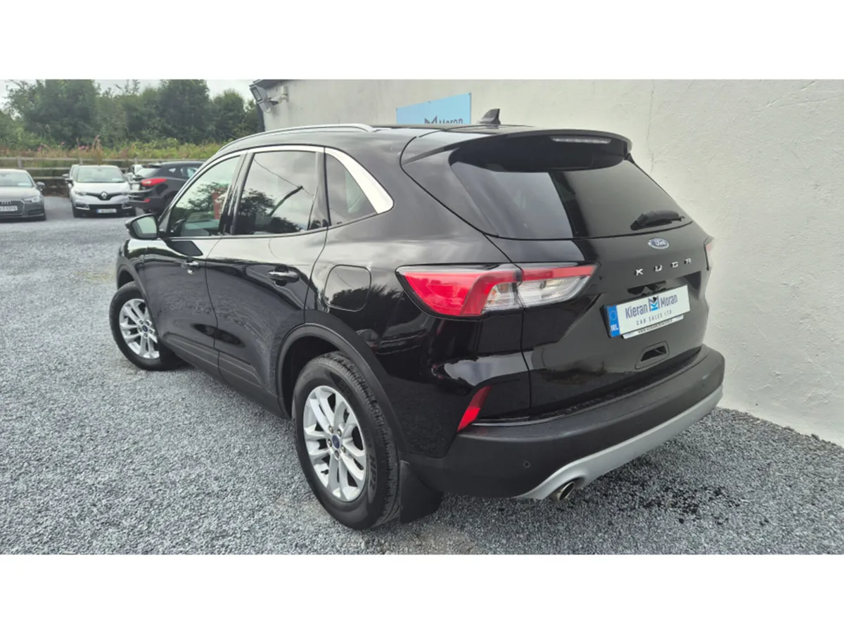 Ford Kuga TITANIUM - Image 3
