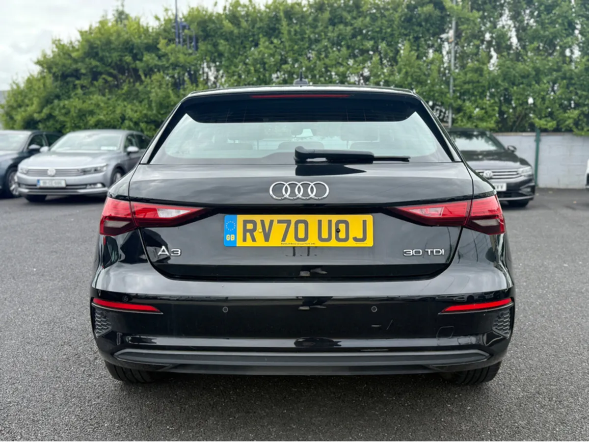 Audi A3 TECHNIK 30 TDI - Image 4