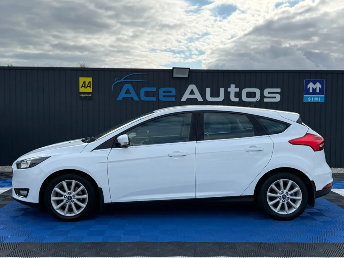 Ford Focus ***DEPOSIT TAKEN*** TITANIUM - 1.5 DIES - Image 4