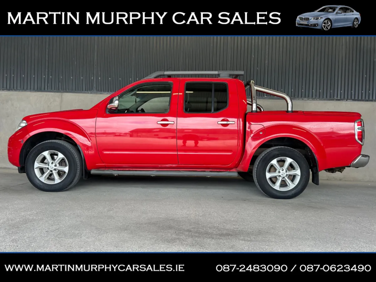 Nissan Navara 2.5 DCI TEKNA * LOW MILES * - Image 3