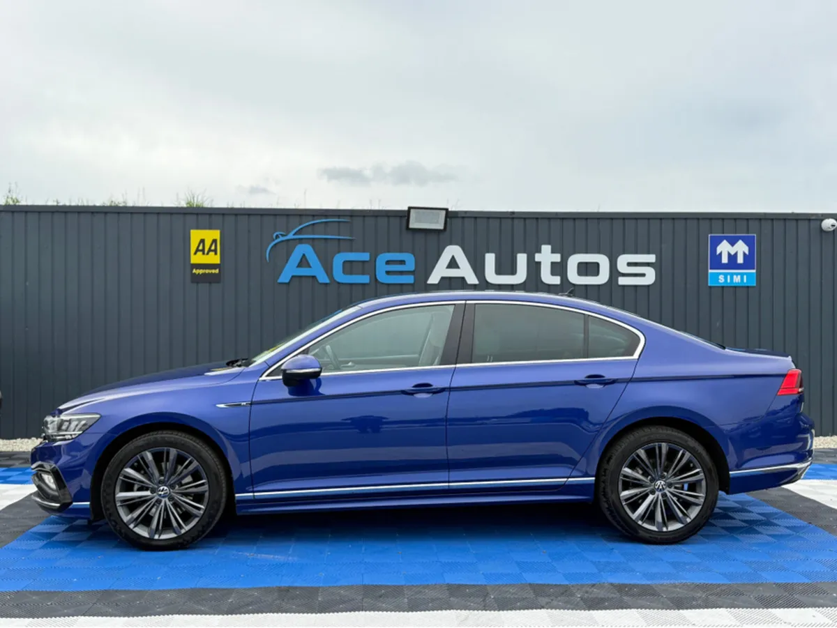 Volkswagen Passat R-LINE - 2.0 DIESEL - AUTO - 12M - Image 4