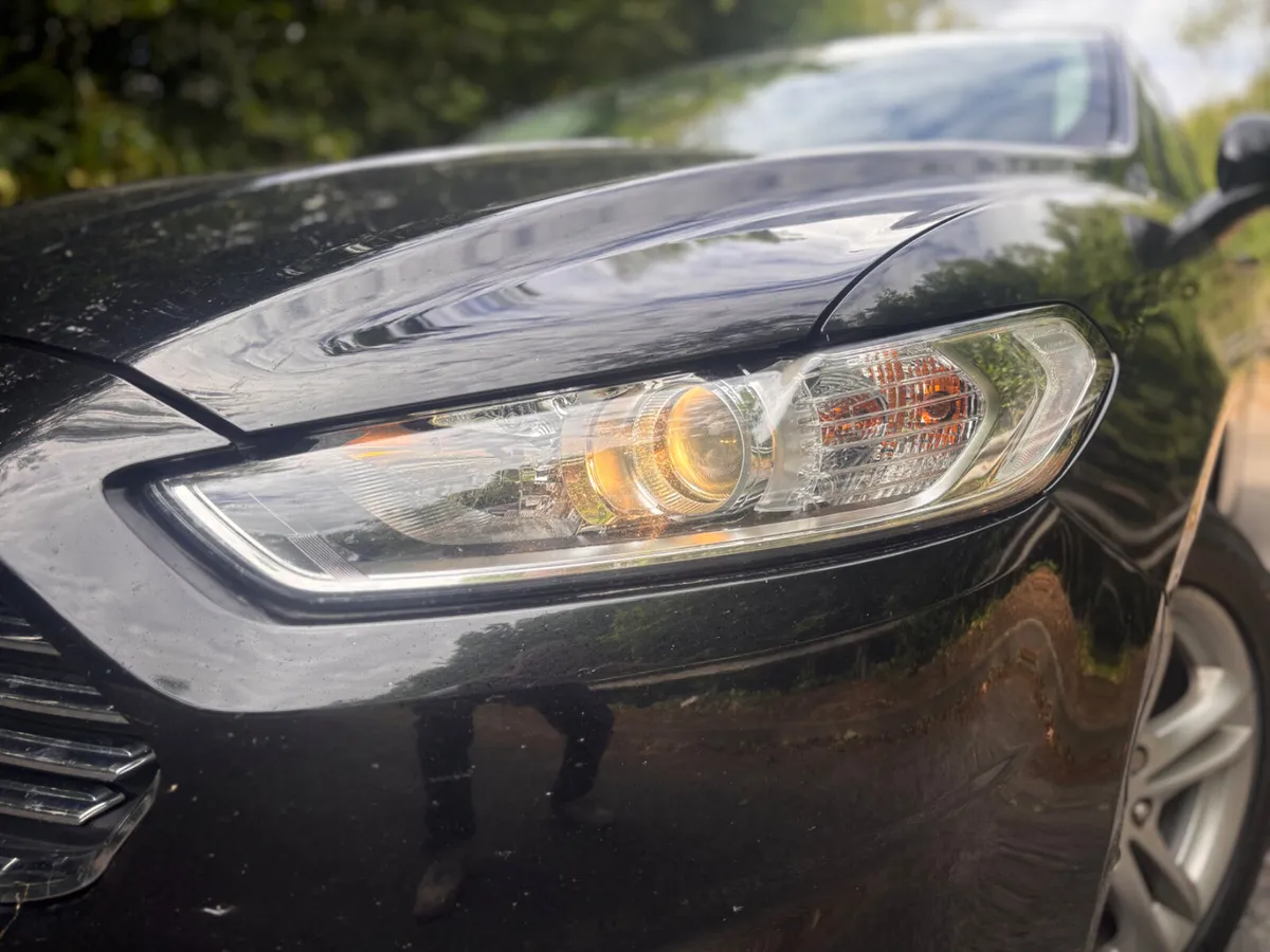 2017 Ford Mondeo 2.0 TDCI Zetec ECO S/S 150PS 5DR - Image 3