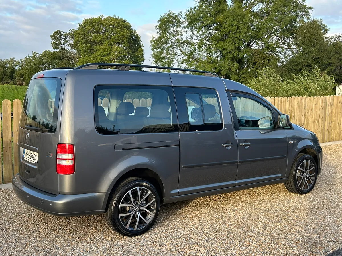 2015 Volkswagen Caddy Maxi 7 Seater - Image 2