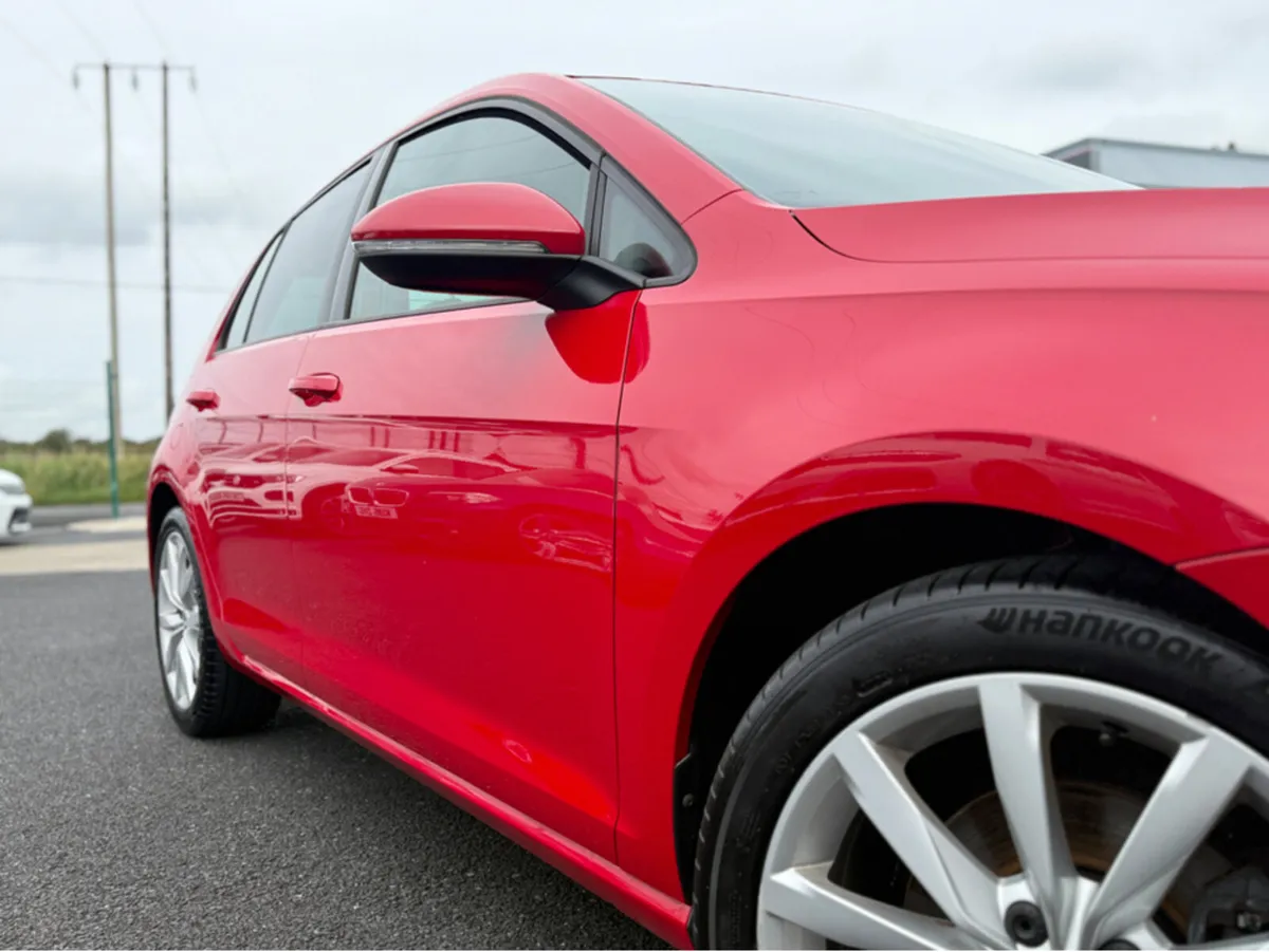 Volkswagen Golf GT TDI BLUEMOTION TECHNOLOGY - Image 4