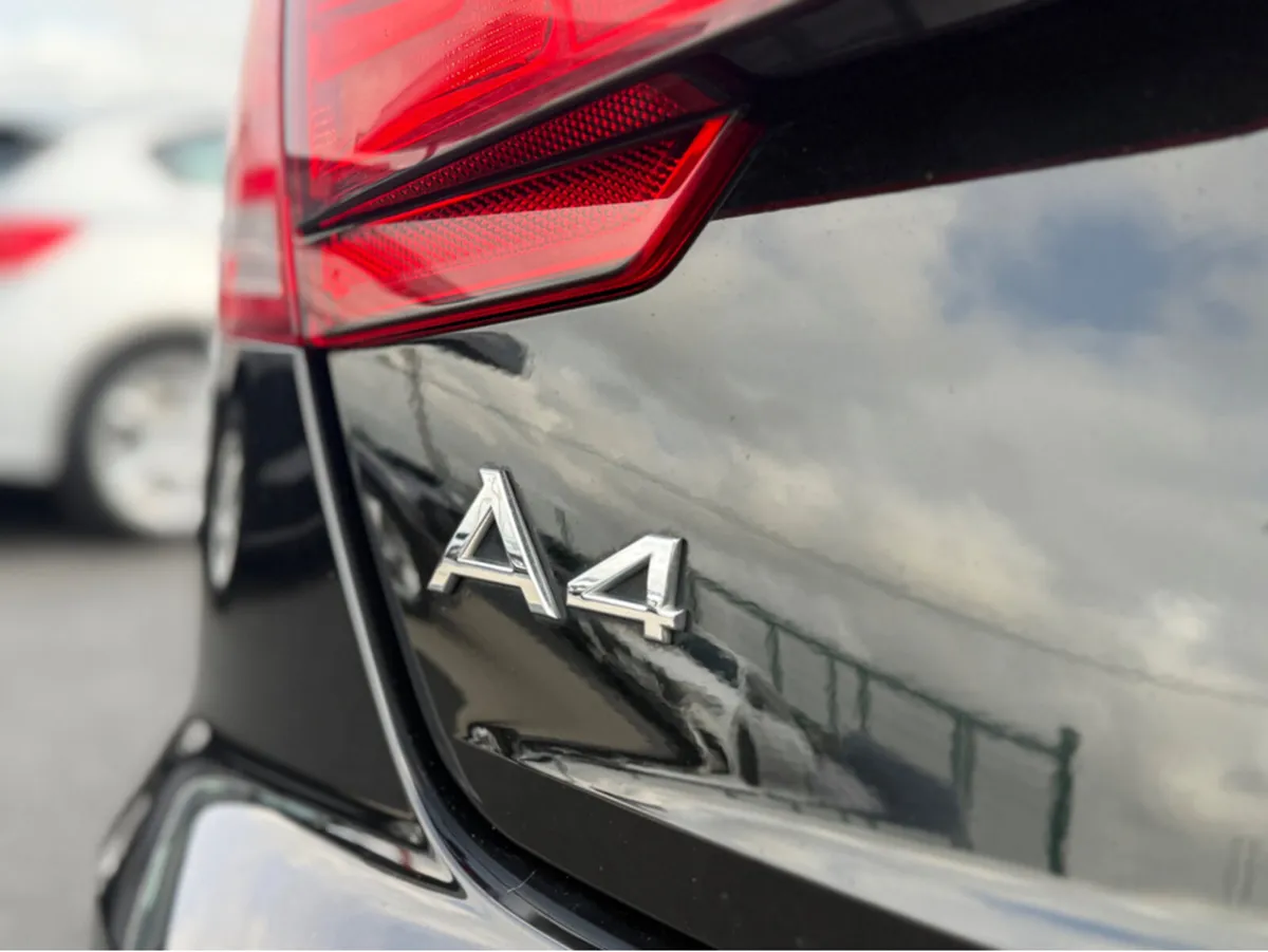 Audi A4 SPORT 35 TDI S-A - Image 4