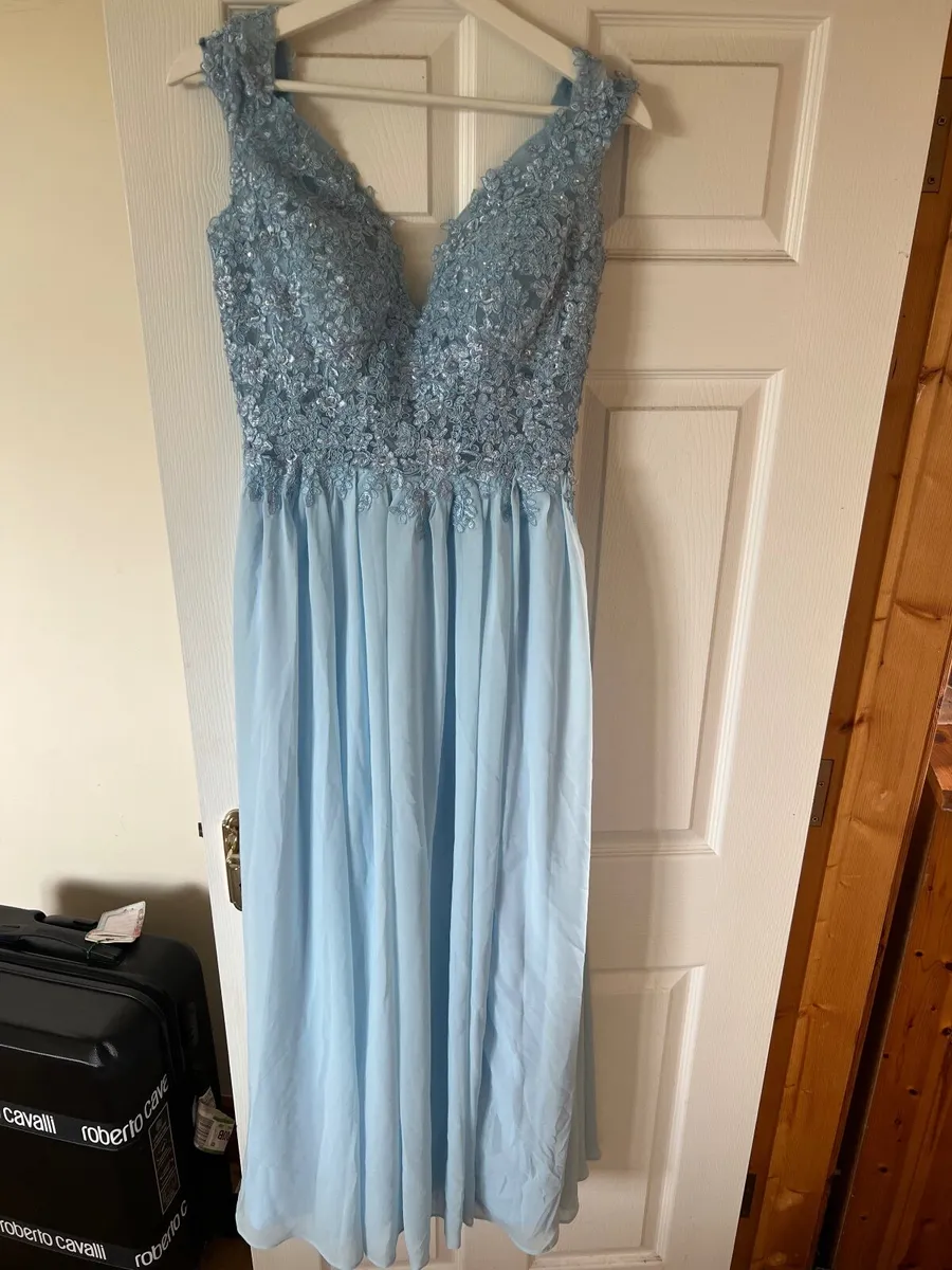 Party dresses - Image 4