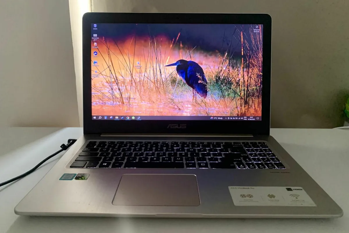 ASUS Vivobook Pro - Image 2