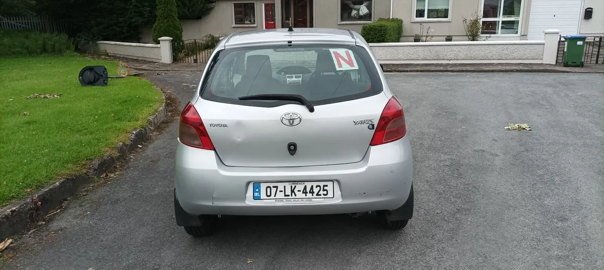 Toyota Yaris 2007 - Image 4