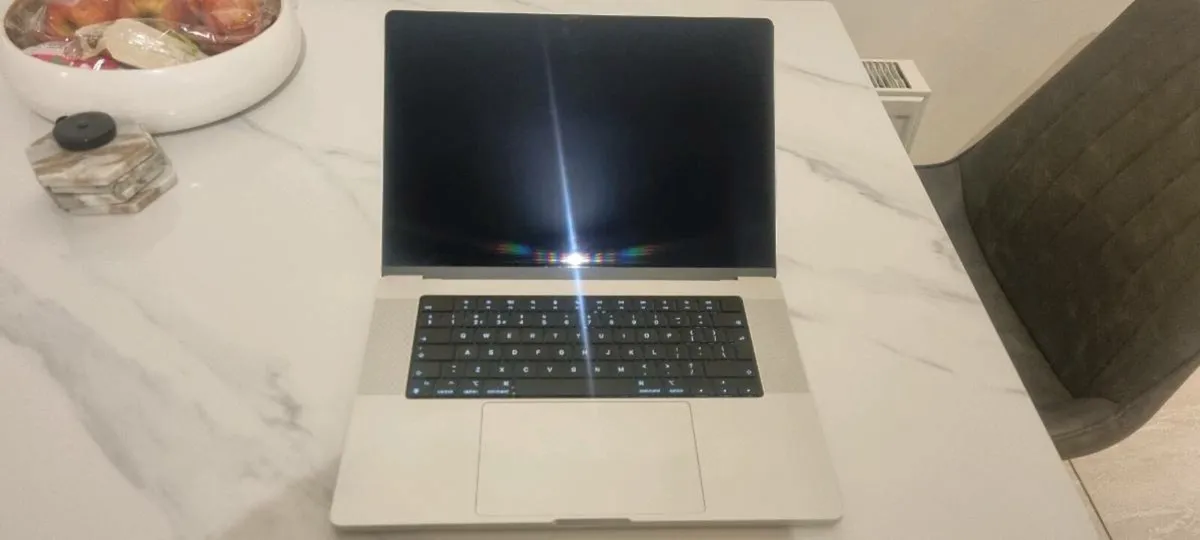 MacBook Pro 16", M3 Pro, 36GB - Image 1