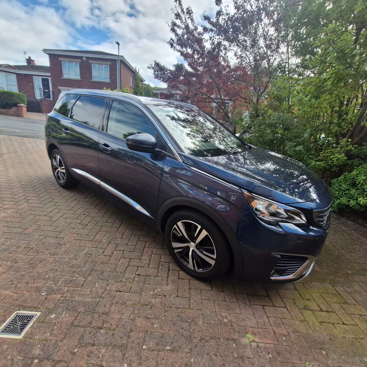 Peugeot 5008 2019 - Image 1
