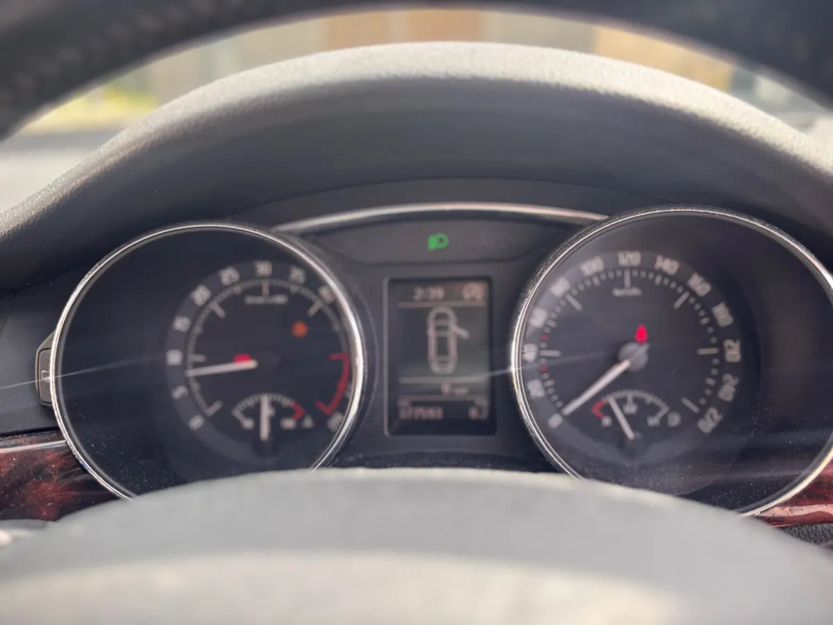 2013 1.6 TDI CR 105hp Ambition Greenline SUPERB - Image 3