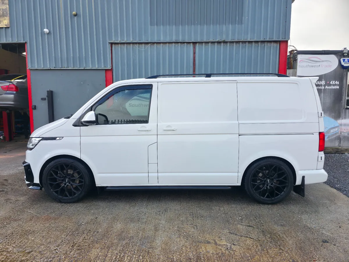 2020 Volkswagen Transporter Highline  *DOE 01-26* - Image 4