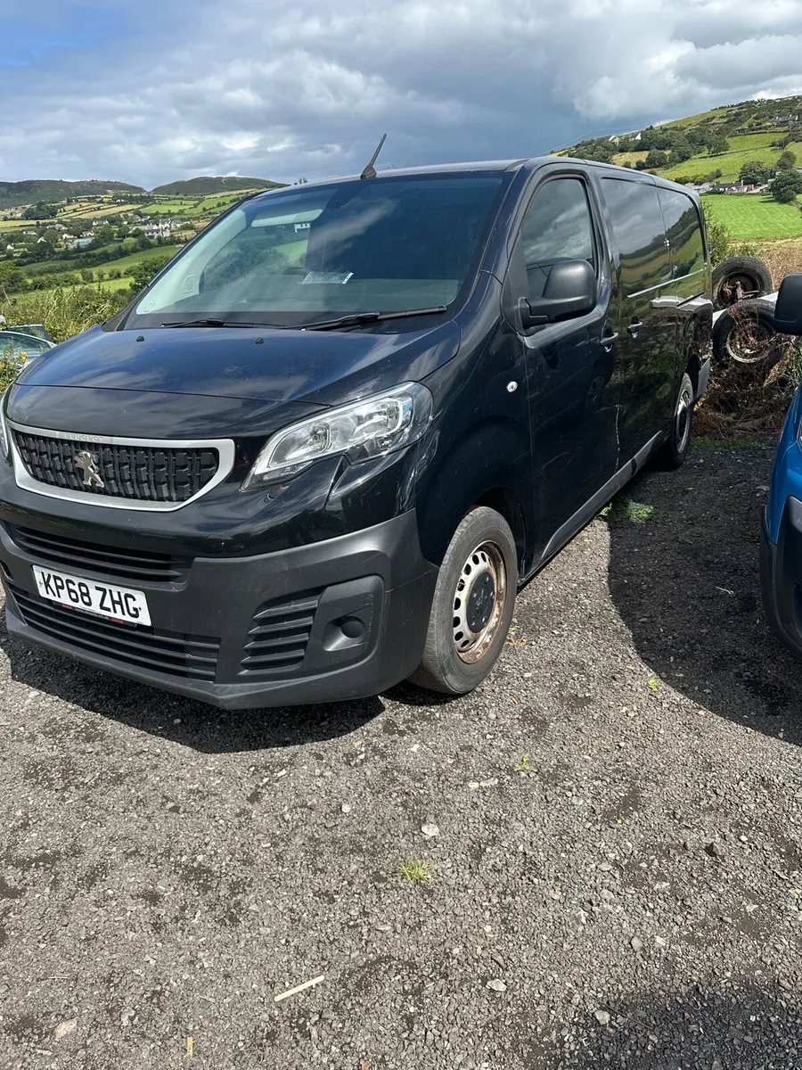 2018 Peugeot expert lwb for breaking only - Image 1