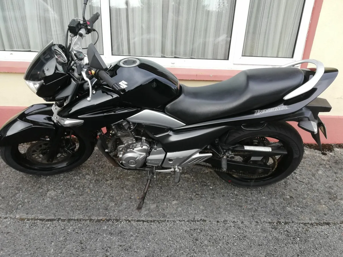 Suzuki GW250 INAZUMA 2014 clean serviced low miles - Image 2
