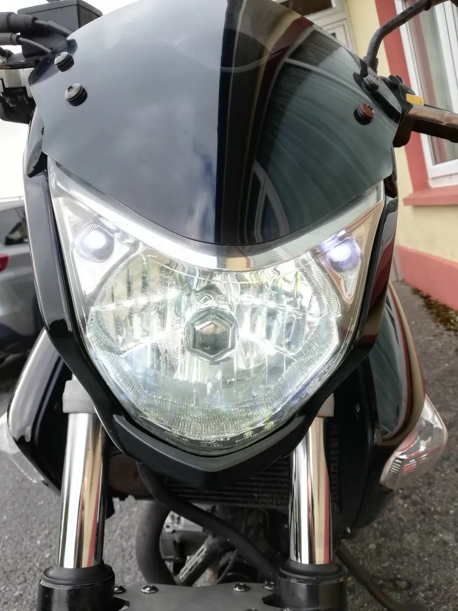 Suzuki GW250 INAZUMA 2014 clean serviced low miles - Image 4