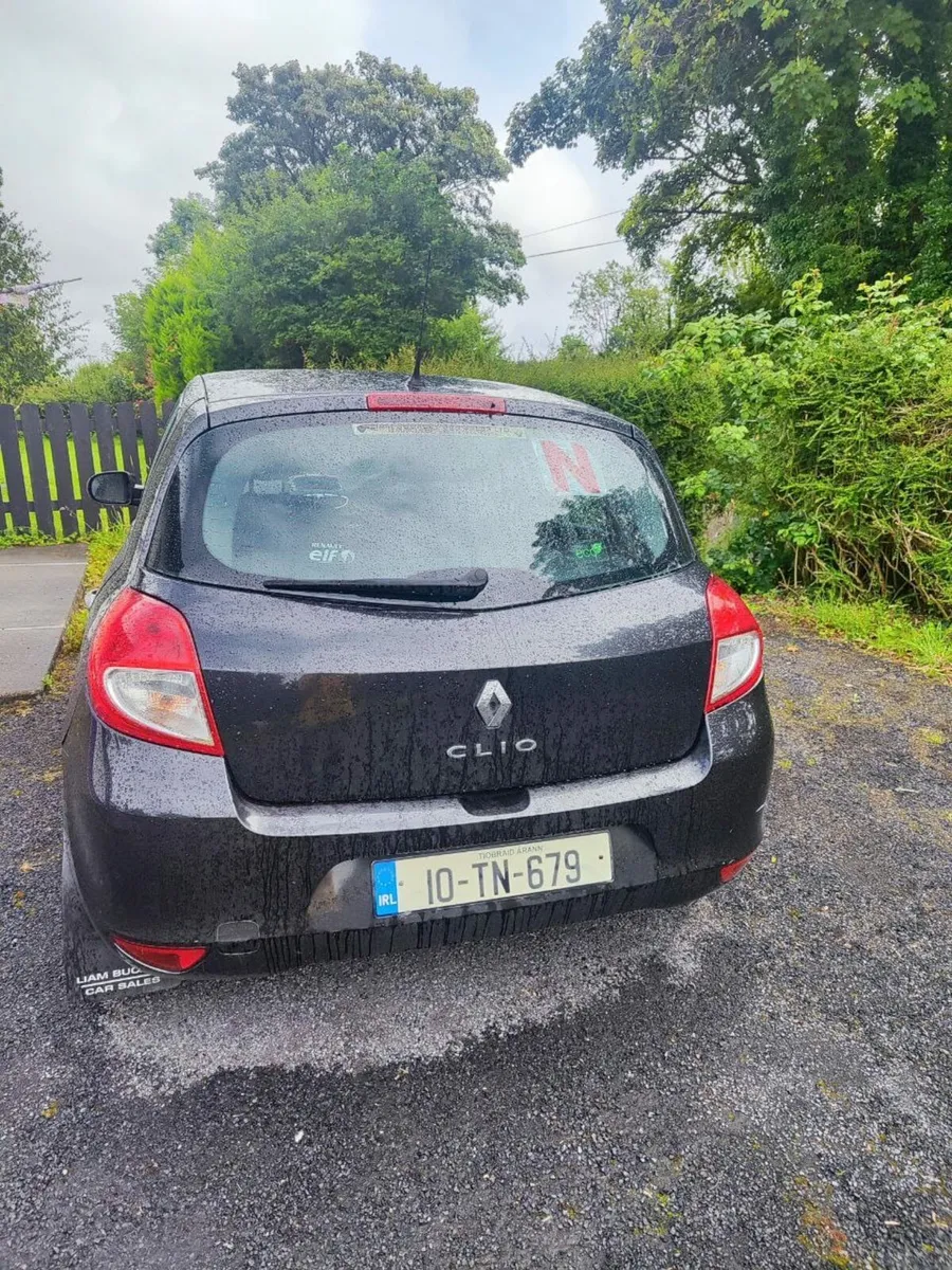 Renault Clio - Image 2