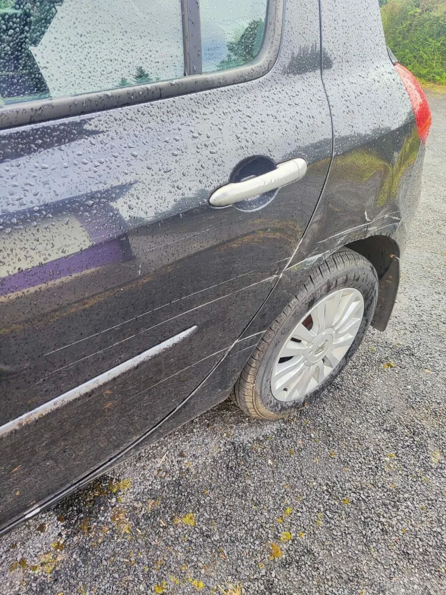 Renault Clio - Image 3
