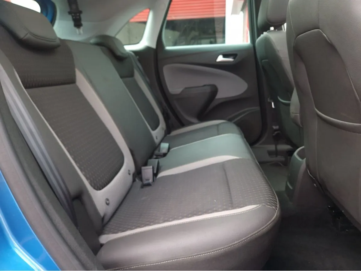 Vauxhall Crossland X 1.2 Ecotex Ultimat Ultimate - Image 4