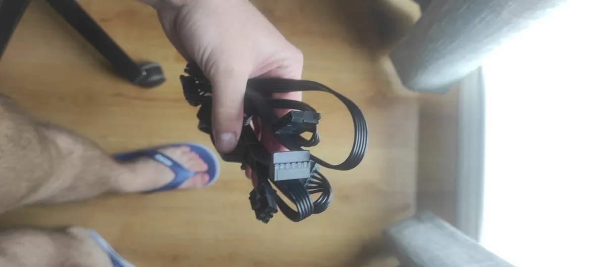 Aerocool Integrator Mod XT 750W PSU (80+ Bronze) - Image 2