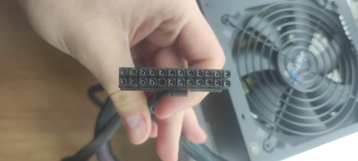 Aerocool Integrator Mod XT 750W PSU (80+ Bronze) - Image 3