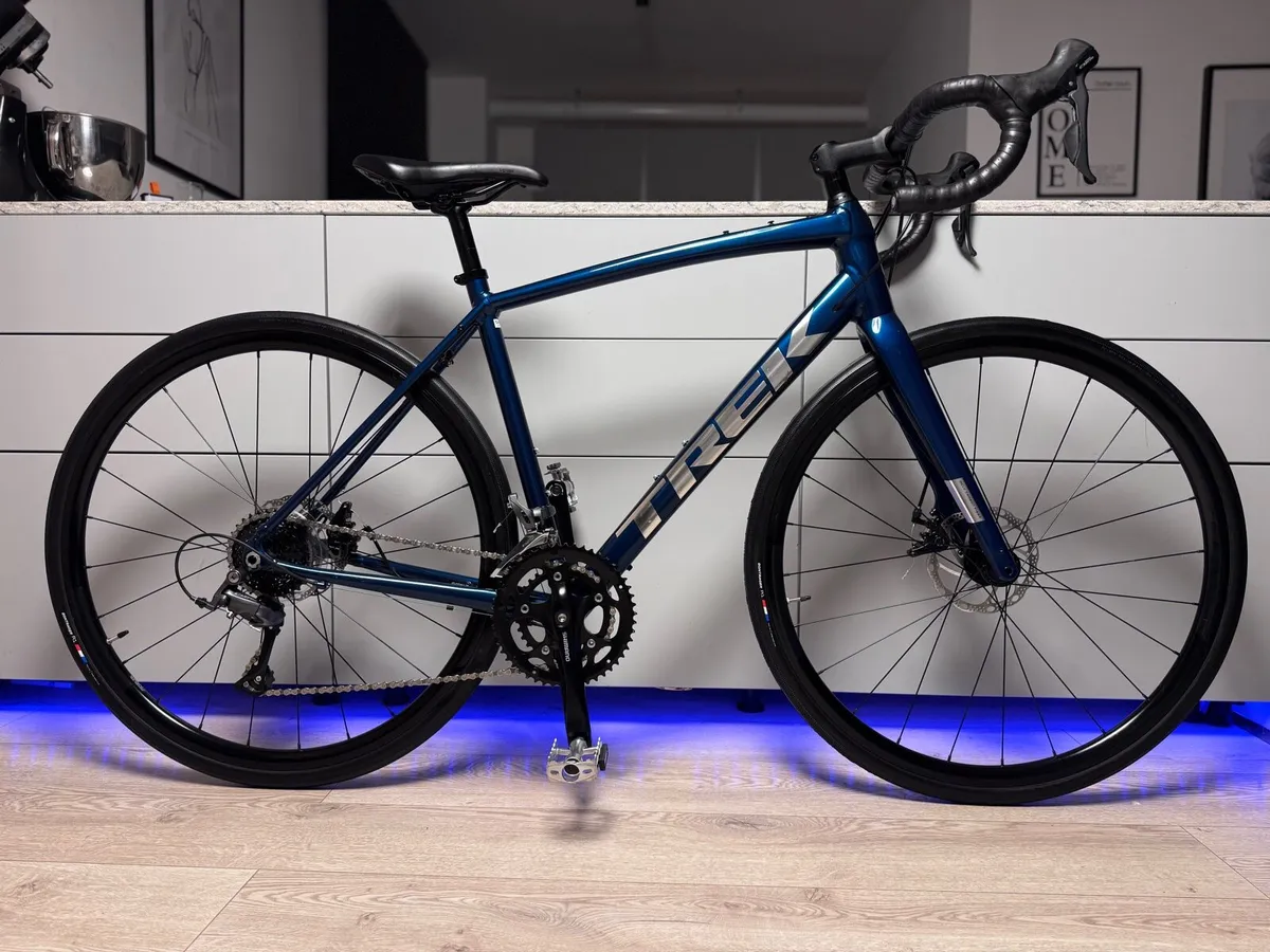 TREK Domane AL2 Disc Road Bike - Image 1