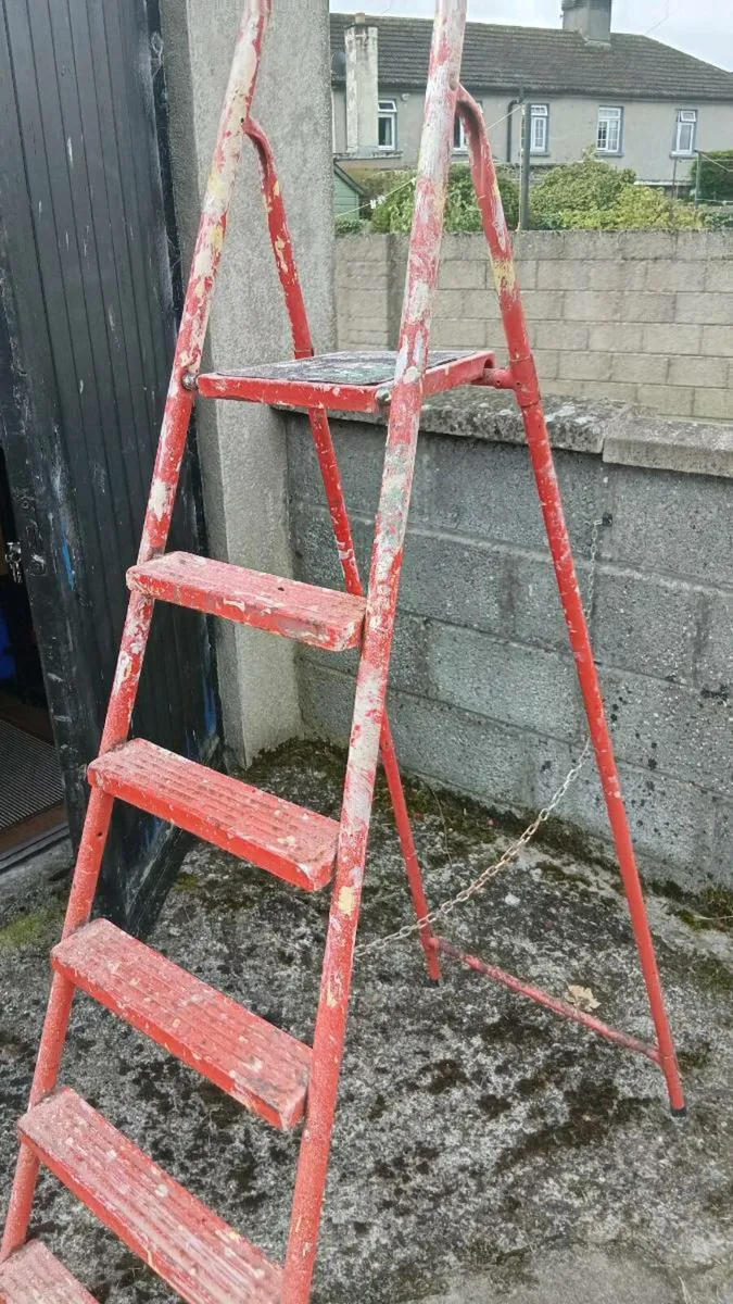 Ladder - Image 2