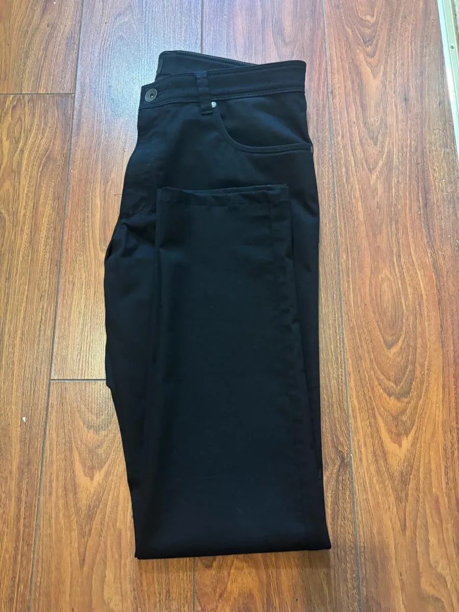 Bugatti Jeans Black 36 x32 - Image 1