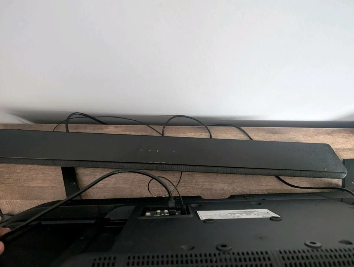 SONY SOUND BAR AND SUBWOOFER 300 WATT - Image 2