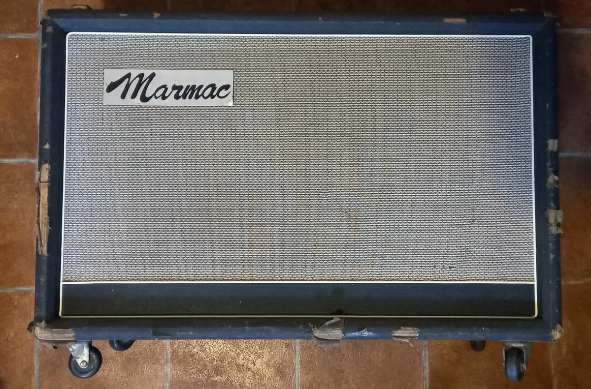 Vintage 1970's Marmac 2x12 guitar speaker cabinet - Image 1