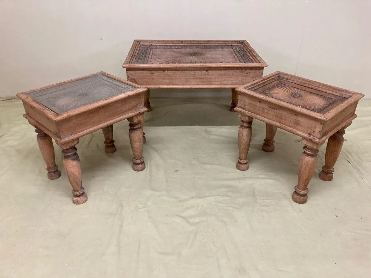 Set Far Eastern Occasional Tables - Image 2