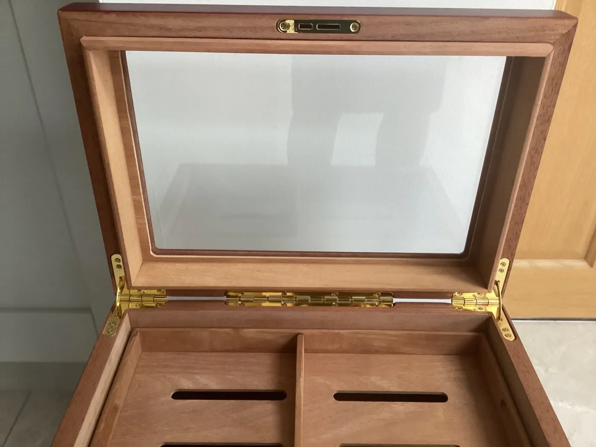 Humidor for Cigars - Image 3
