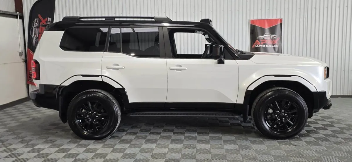 Toyota Landcruiser Brand New VAT Q - Image 4