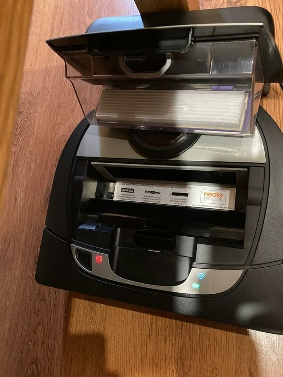 Neato D7 - Image 3