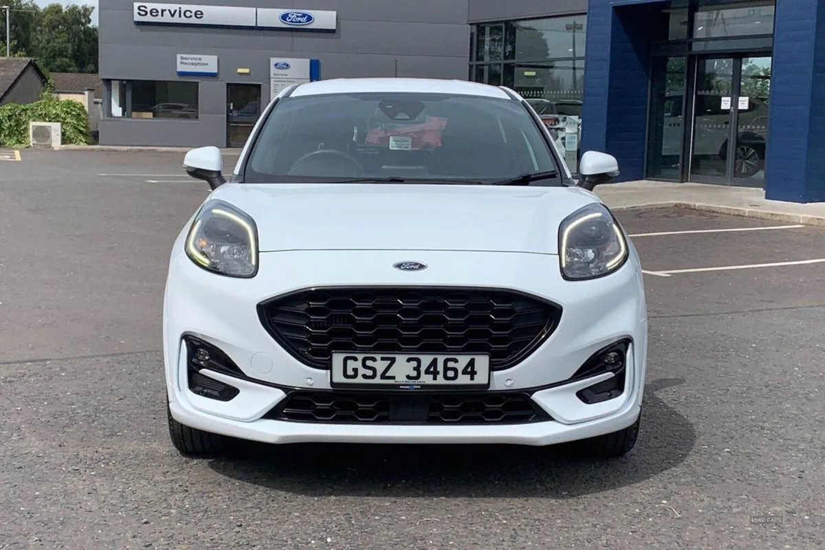 Ford Puma 1.0t 125PS St-line in White With 20k Pa - Image 4