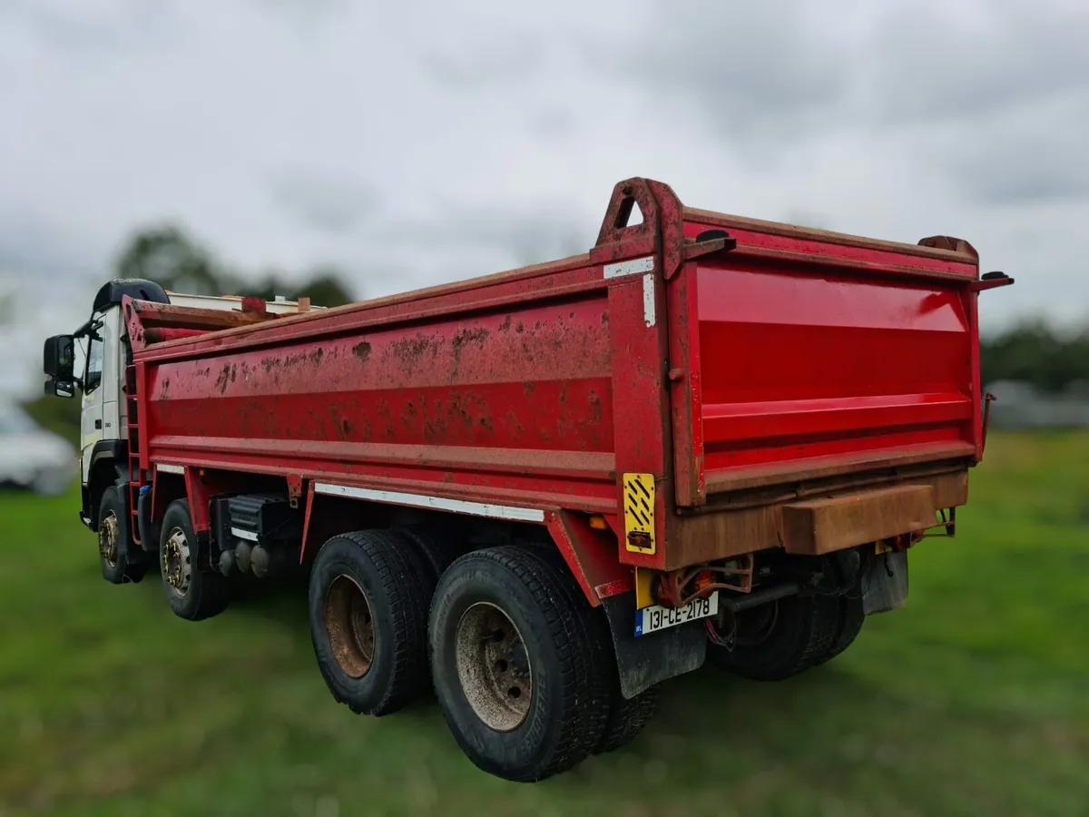 Volvo 2013 380 - Image 3