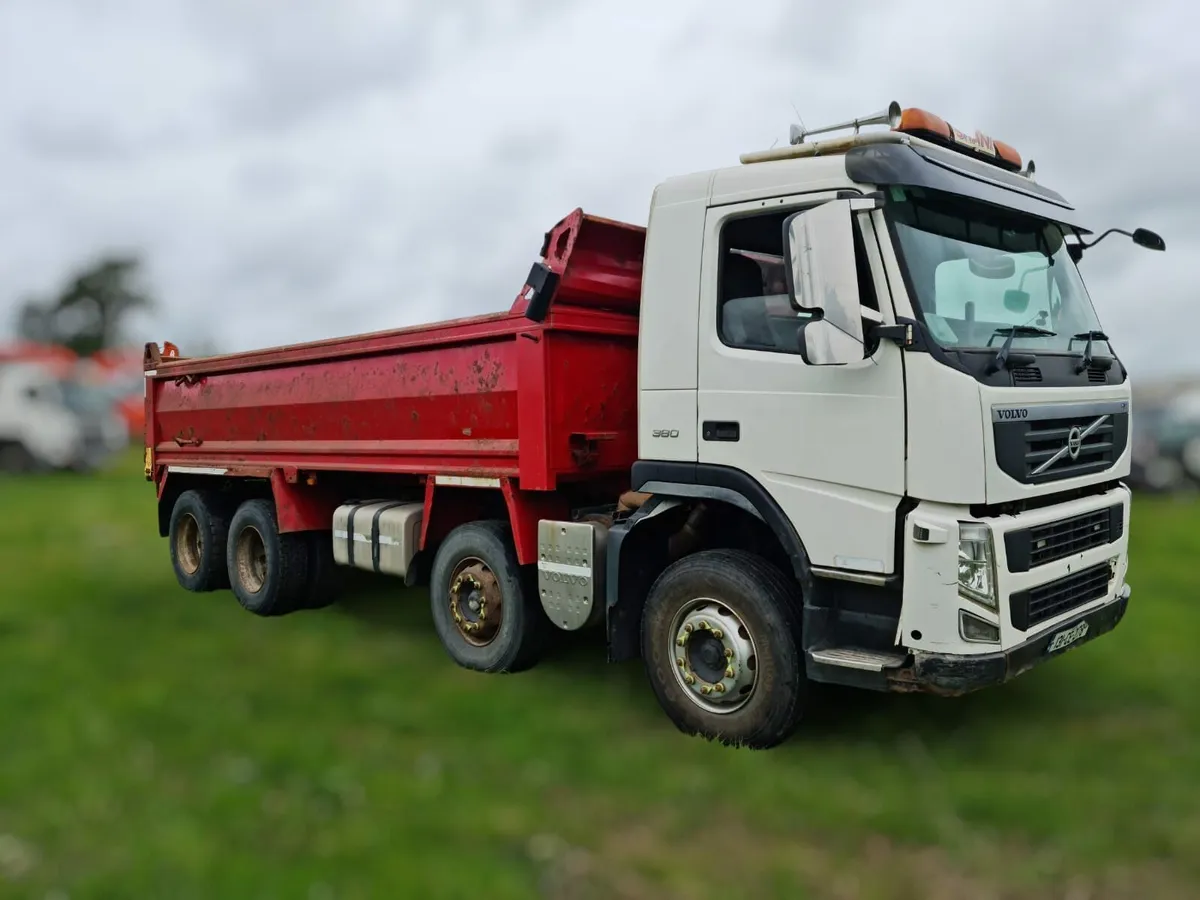 Volvo 2013 380 - Image 4