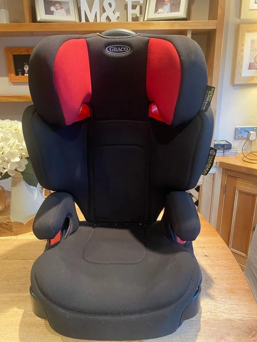 Graco Car Seat - Image 1