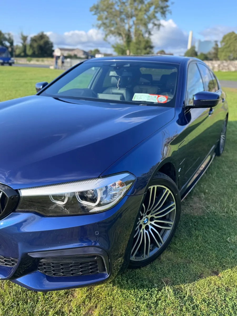 BMW 5-Series 2018 - Image 4