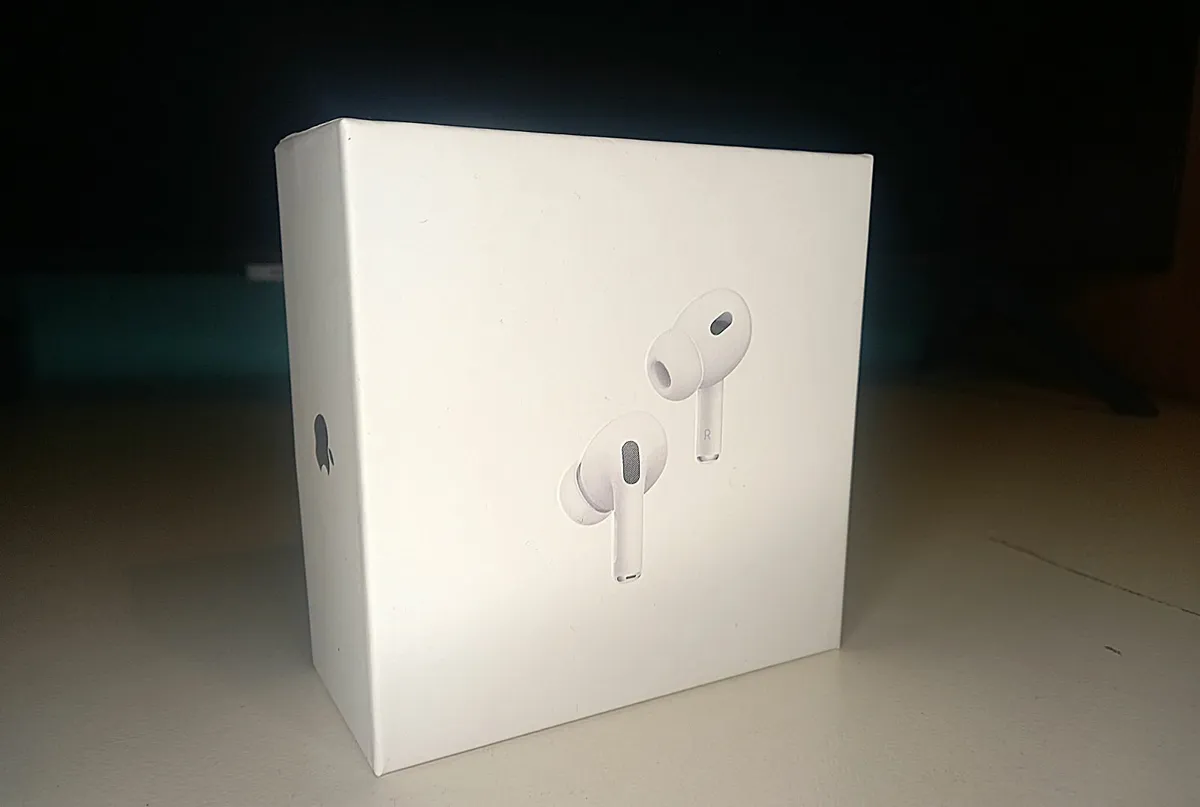 Apple Airpods Pro 2nd Gen Original - Image 1