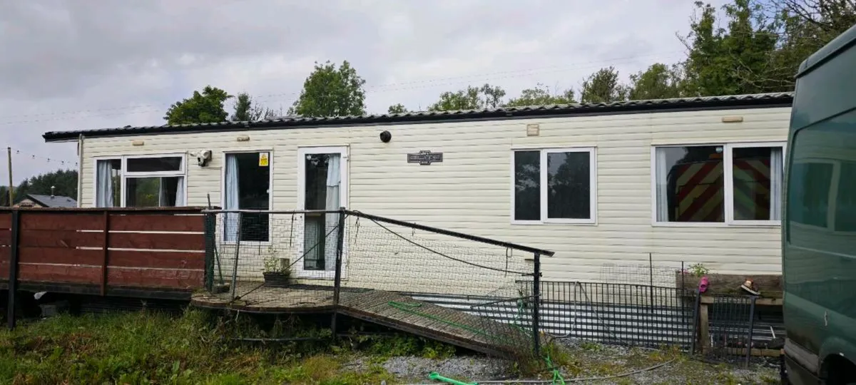 Mobile home 44 x 12ft winter pack double glazed - Image 2