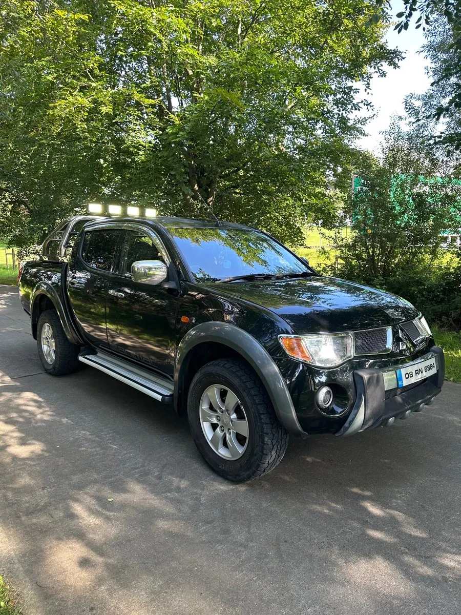 Mitsubishi L200 - Image 1