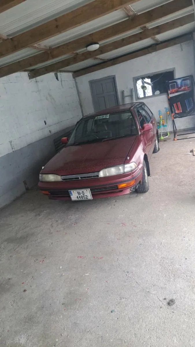 Toyota carina surf - Image 1
