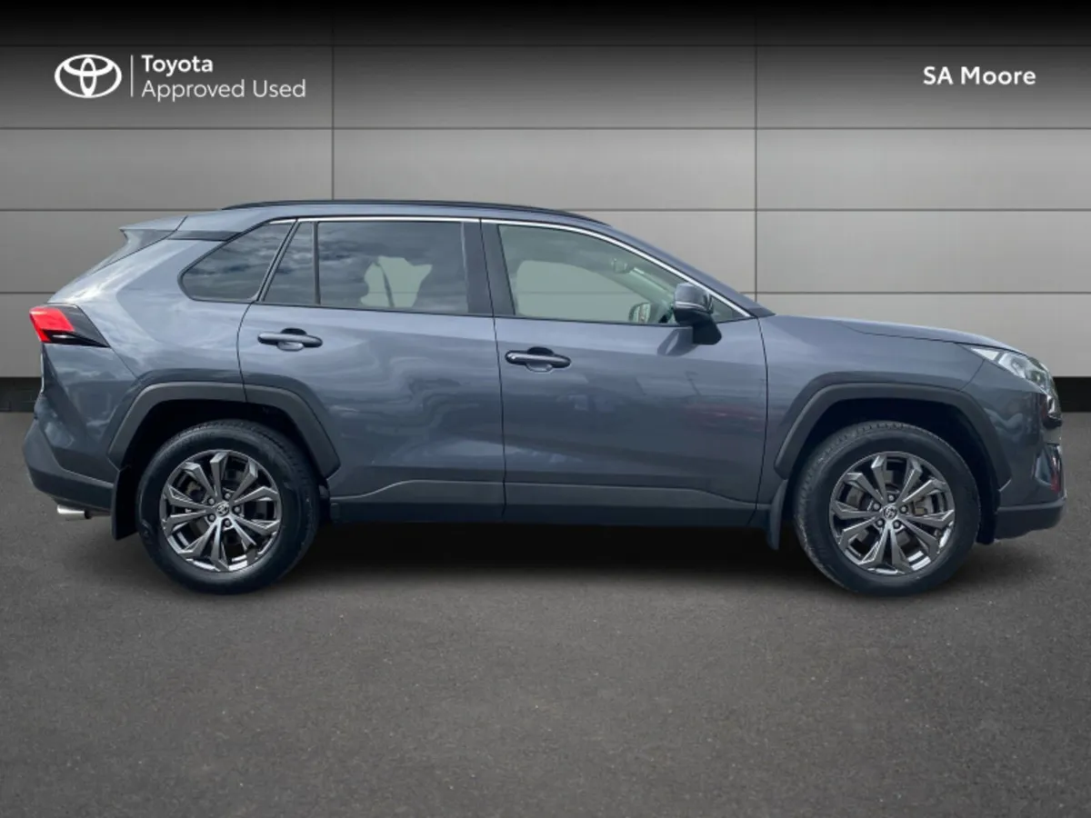 Toyota RAV4 HYBRID SOL - Image 3